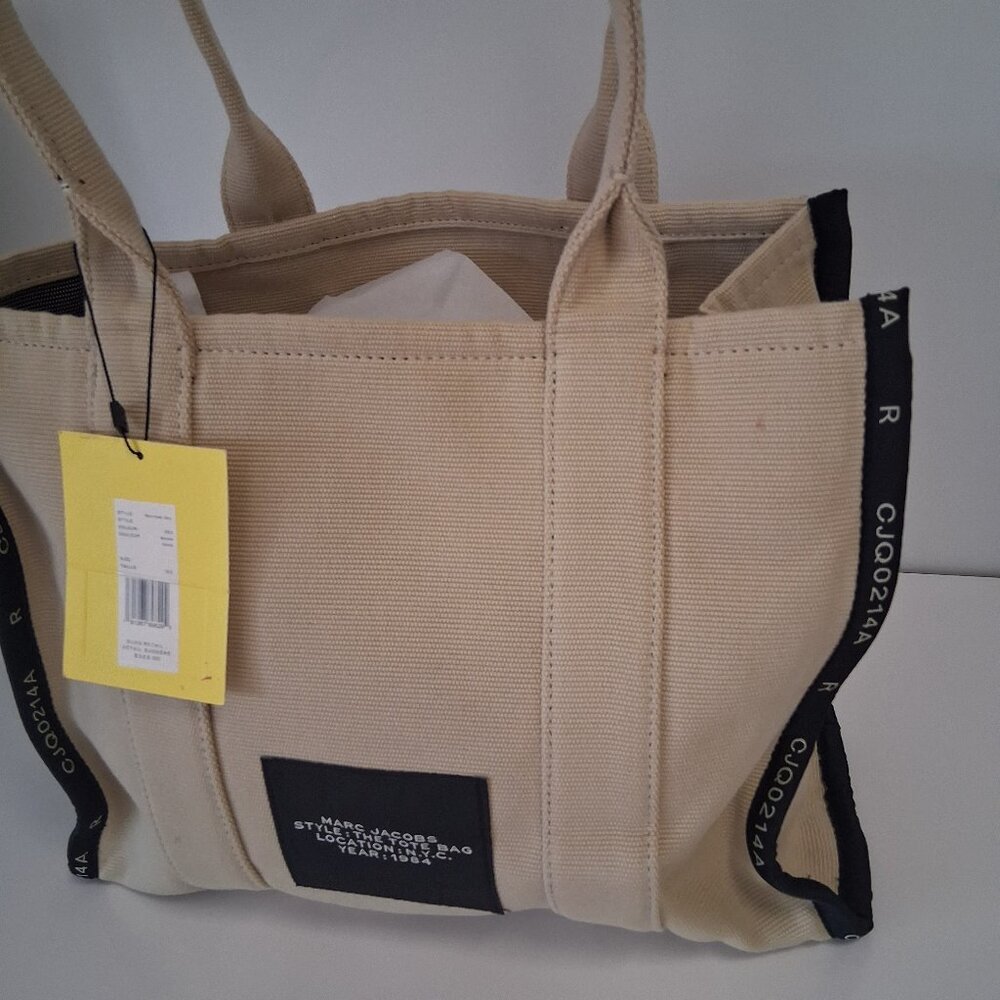 Marc Jacobs The Large Tote Bag Warm Sand - Picture 2 of 10